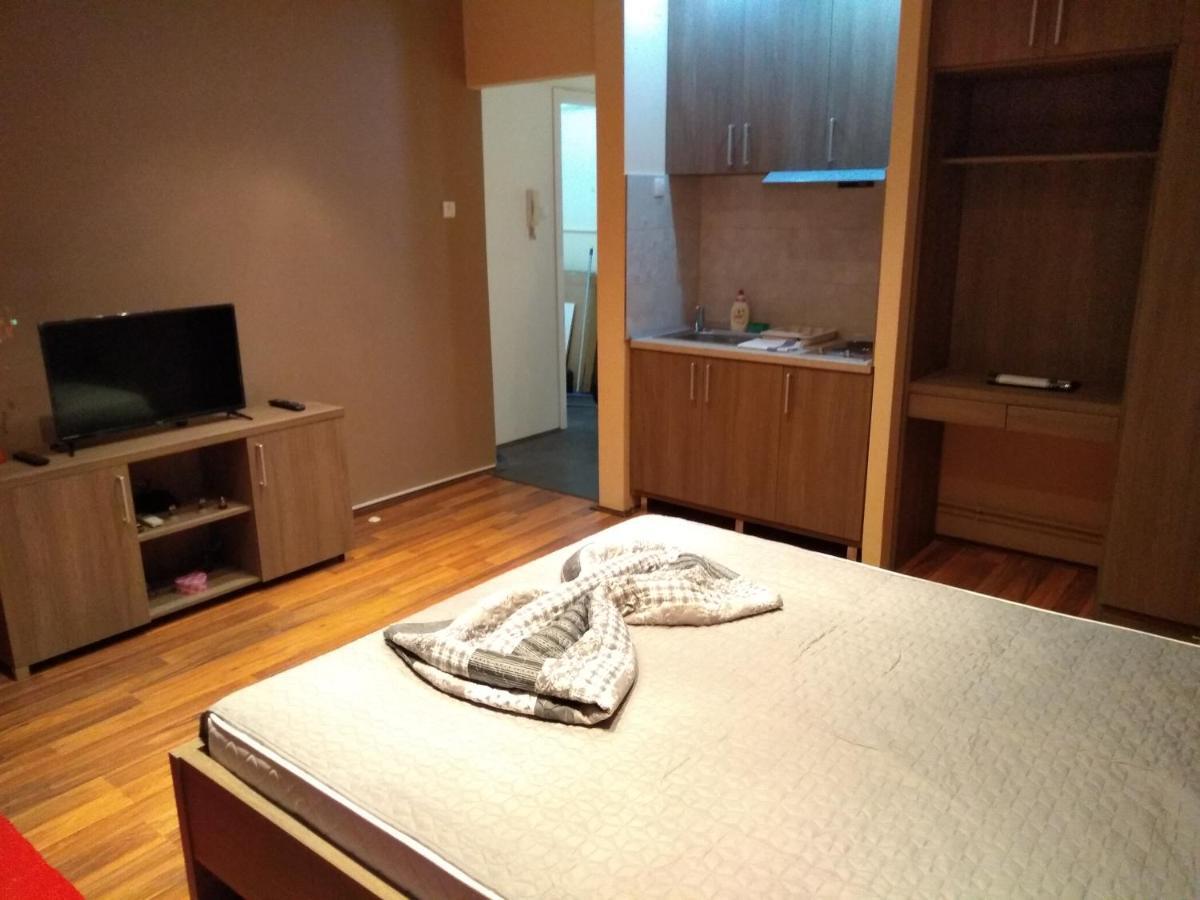 Castel Bianco Apartman Belgrád Kültér fotó